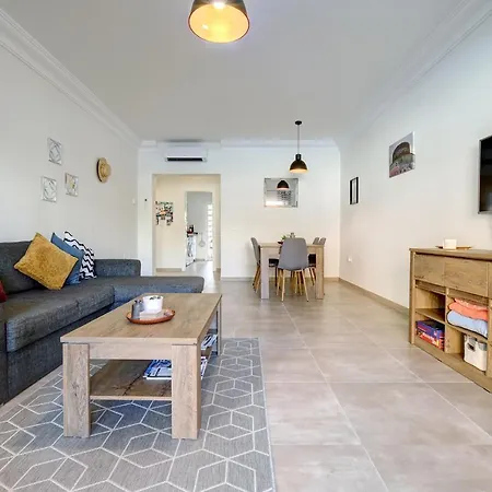 Apartment Modern Garden *